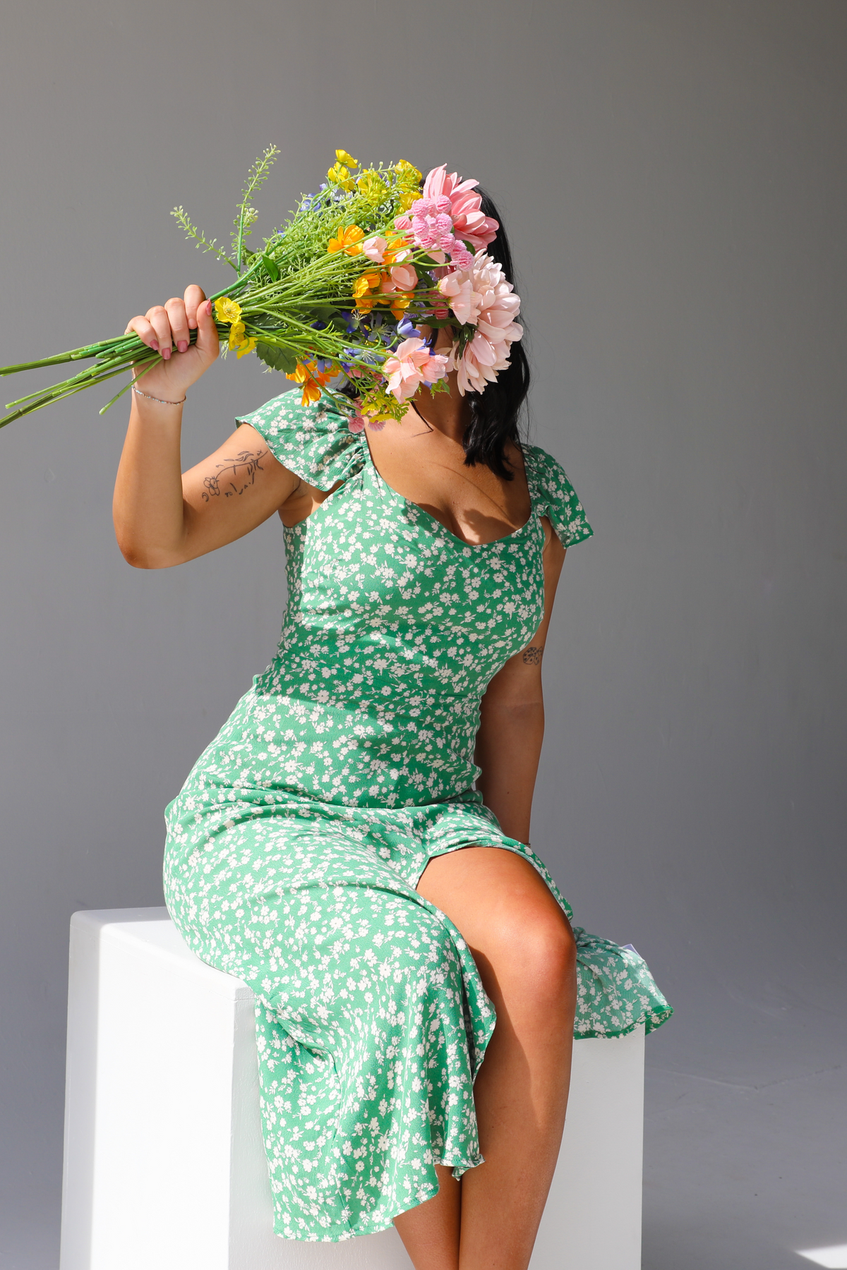 Let Love Blossom Midi Dress: Green/White