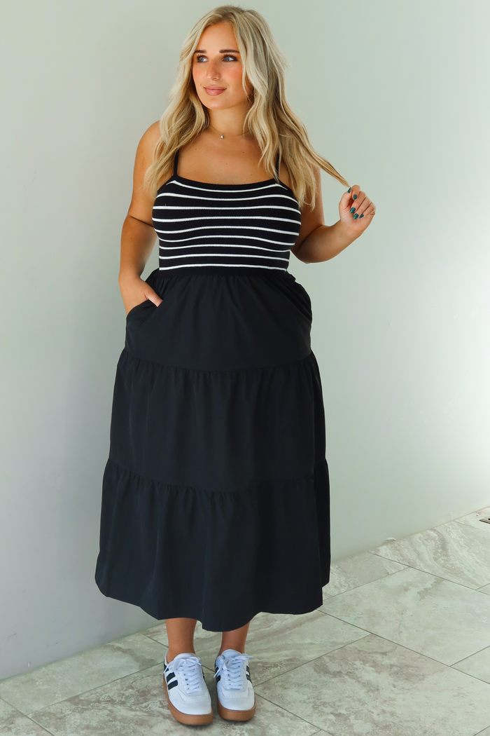 Take Your Time Midi Dress: Black/White