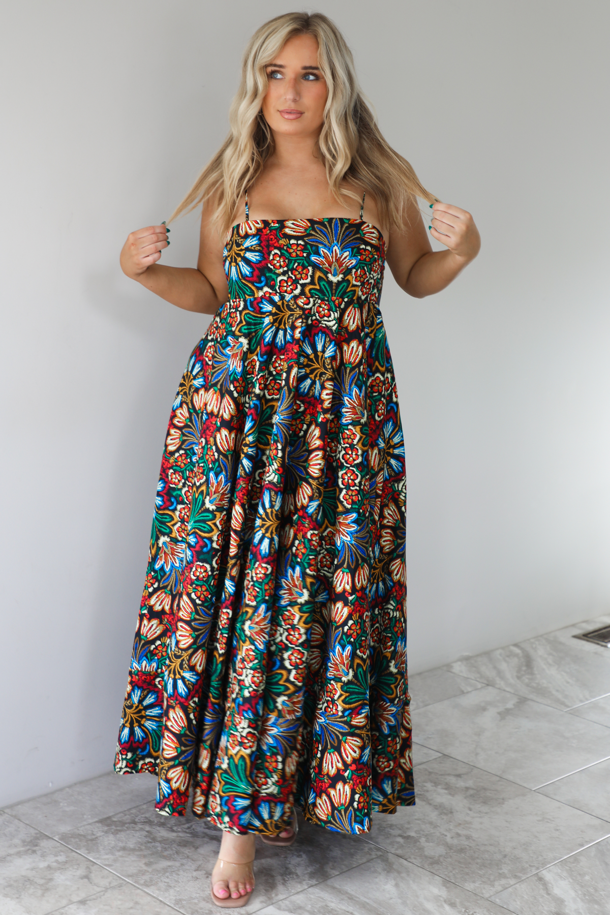 Look Around Maxi Dress: Black/Multi