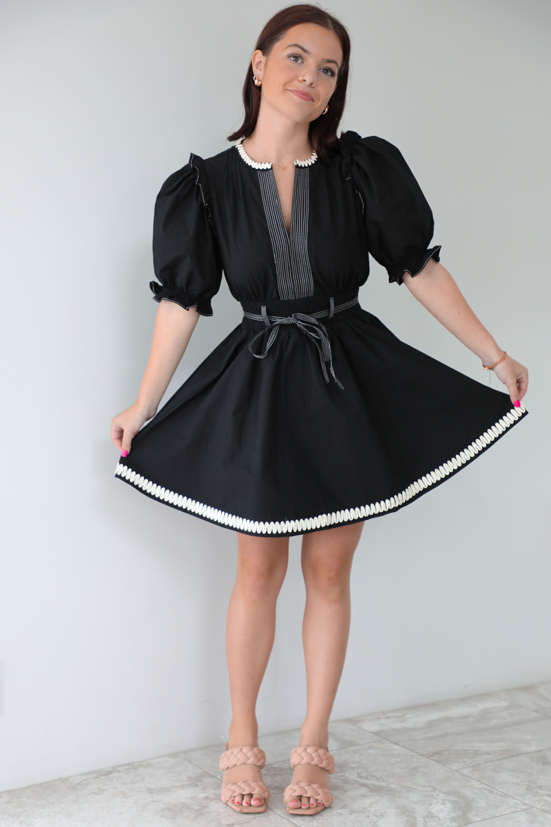 Darling Details Dress: Black/White