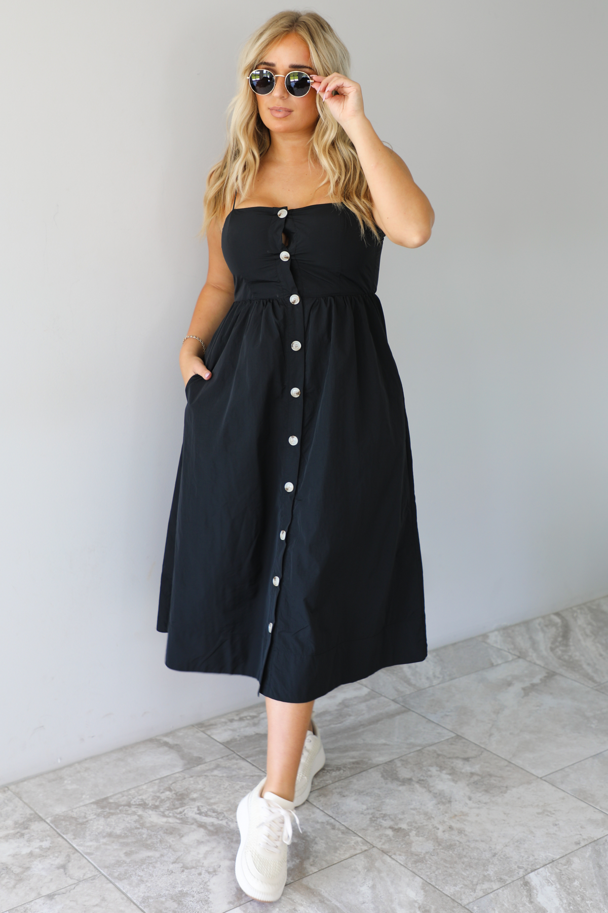 Off The Coast Midi Dress: Black