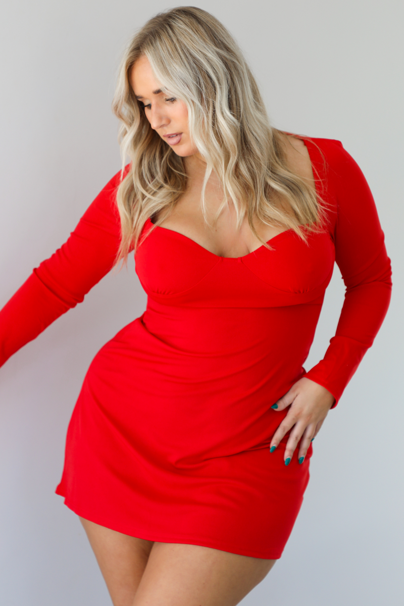 Scarlet Sweetheart Mini Dress: Red