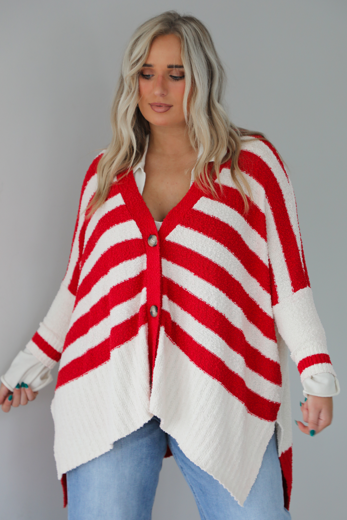 Rustic Vineyard Cardigan: Red/Cream