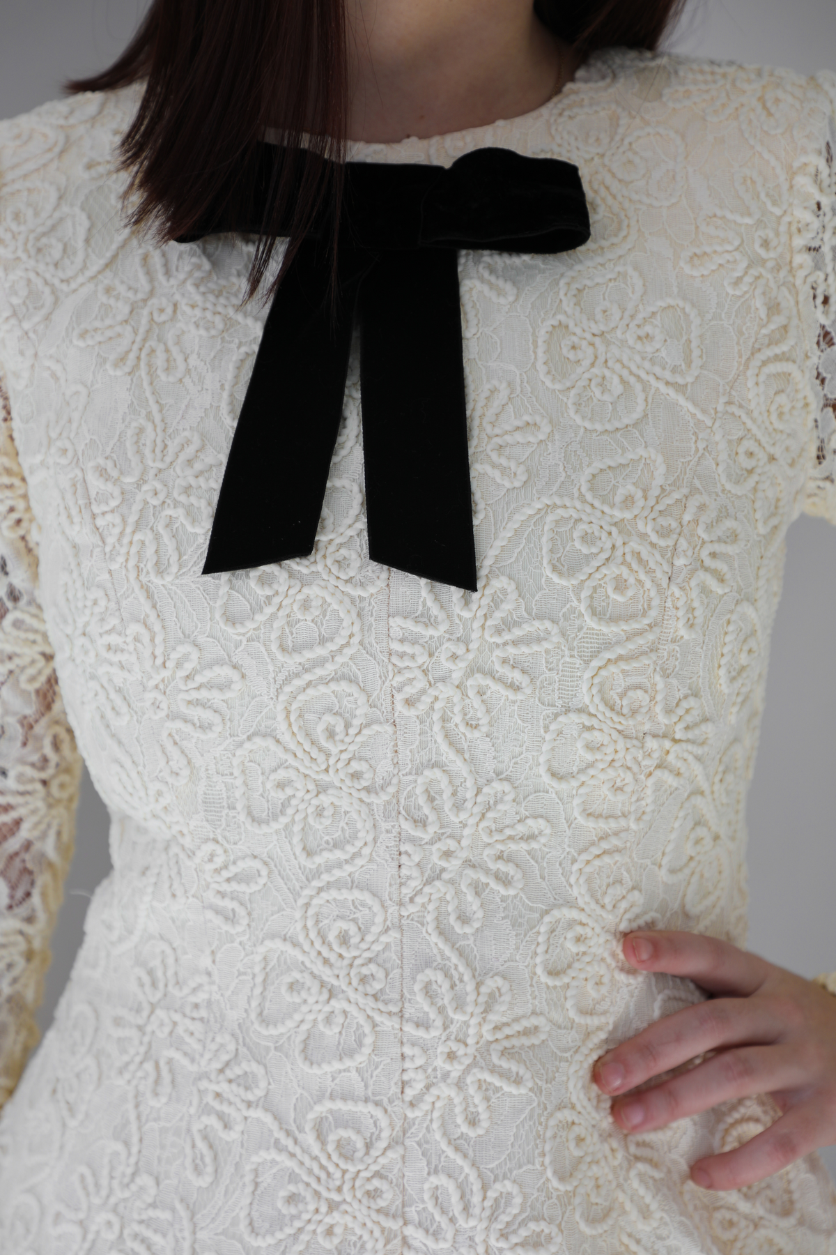 So Detailed Dress: Ivory/Black