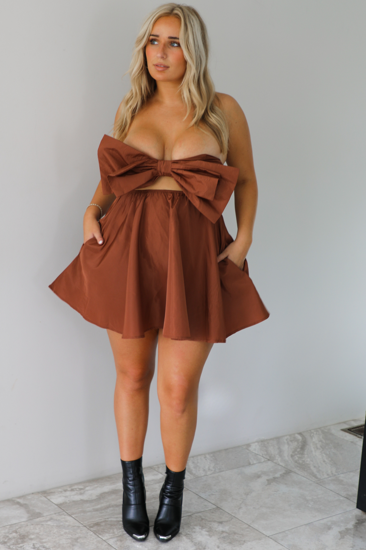 Good As You Bow Mini Dress: Brown