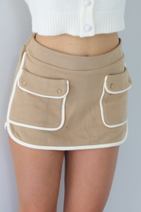 On The Go Skort: Mocha/Cream