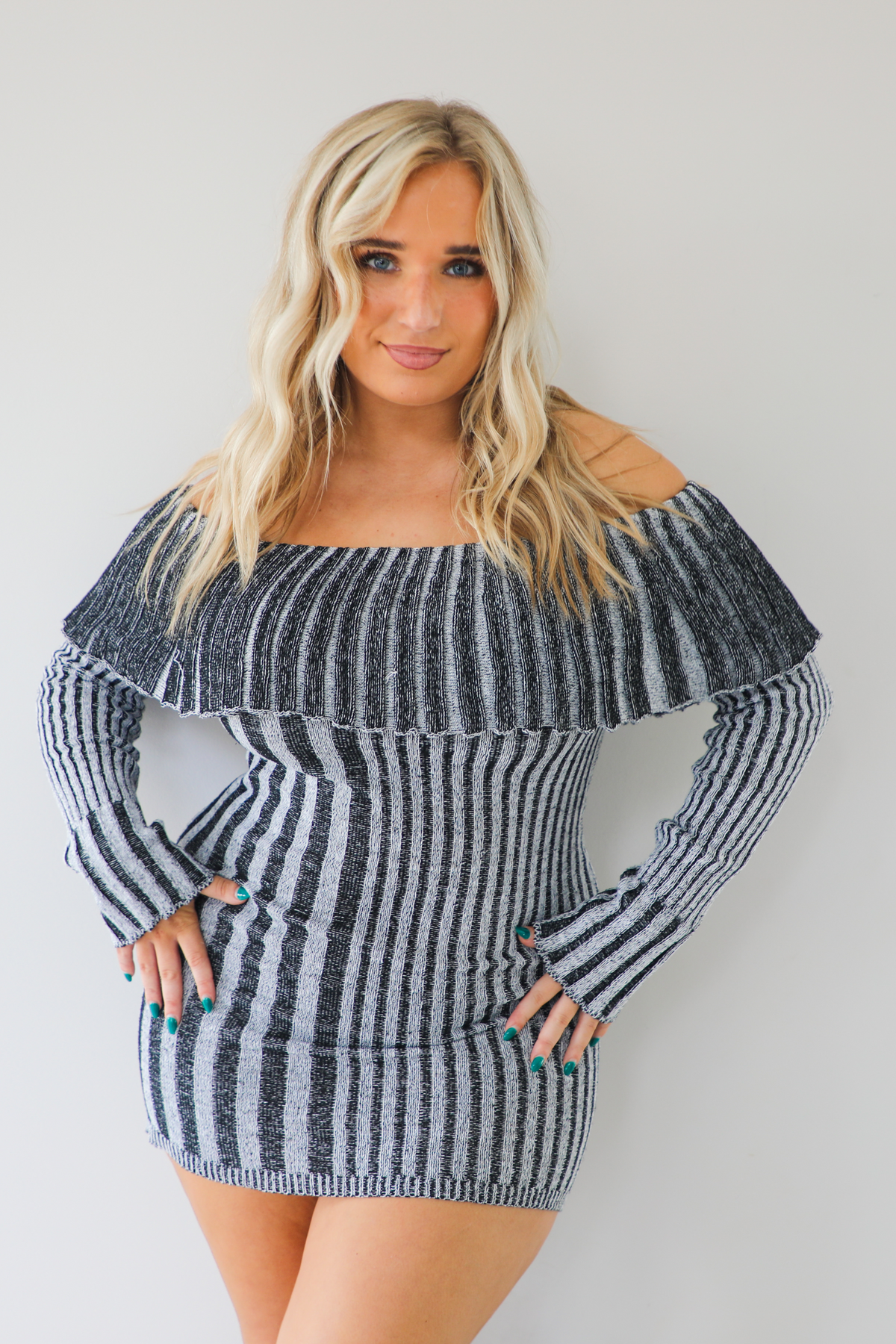 Daytime Dreams Sweater Dress: Black/White