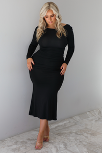 Elegant Beauty Midi Dress: Black/White