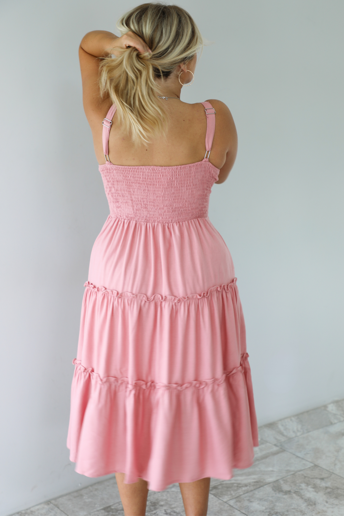 Brunch In Berlin Cut Out Bow Maxi Dress: Dusty Pink