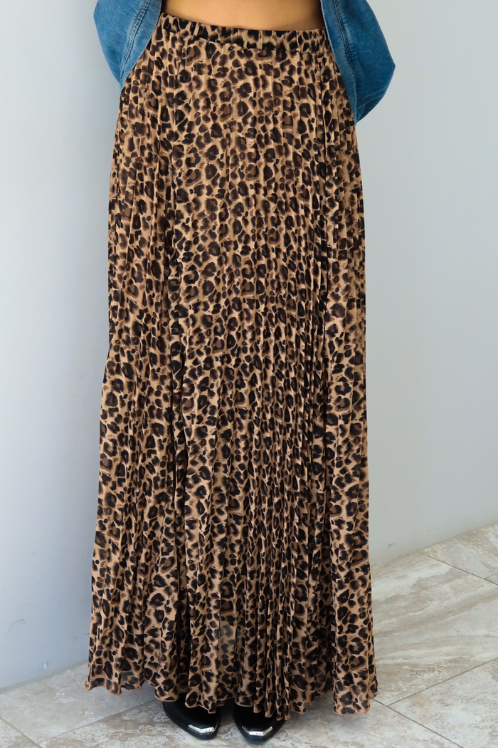 Let’s Explore Maxi Skirt: Leopard