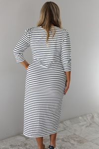 Simple Striped Midi Dress: White/Black