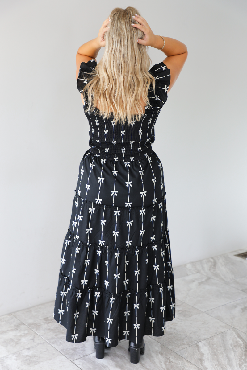 Follow Along Maxi Dress: Black/Off White